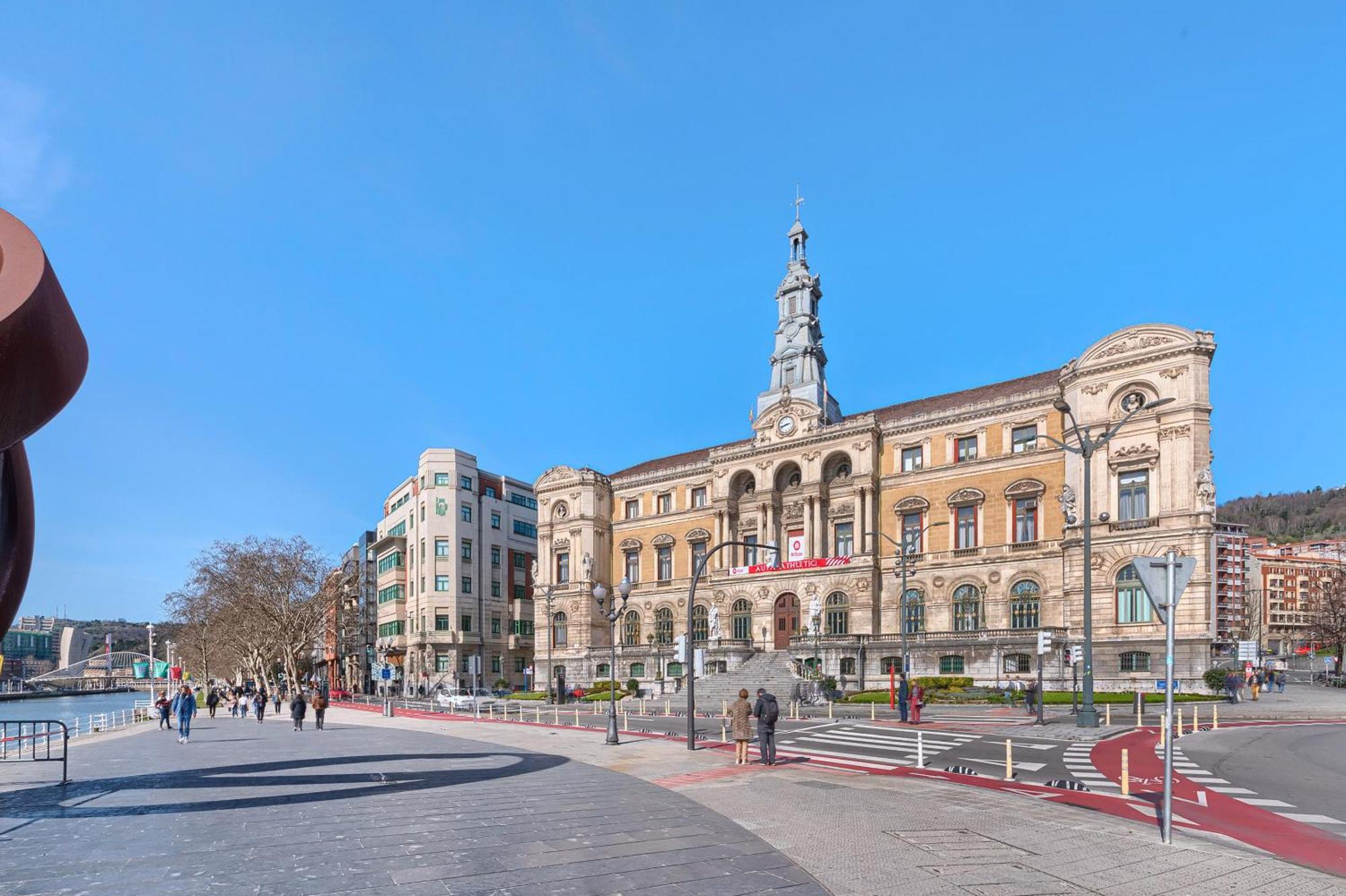 Апартаменти Ayuntamiento Cerca Del Casco Viejo & Parking Більбао Екстер'єр фото